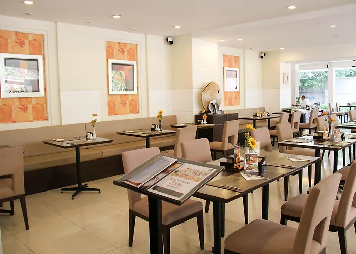 Furamaxclusive Sathorn, 4*