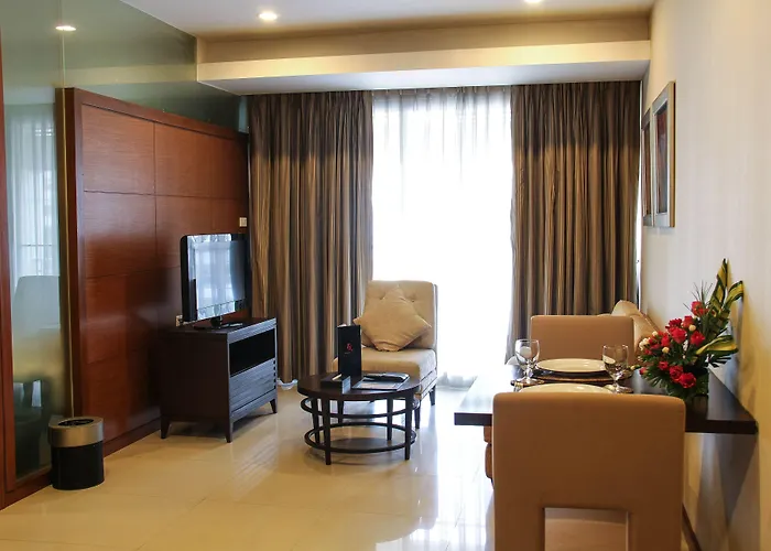 Furamaxclusive Sathorn, Hotel